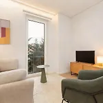 Gloria Living I - At Your Doorstep Apartment Lisbon