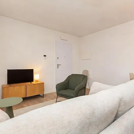 Gloria Liberty I - City At Your Doorstep Appartement